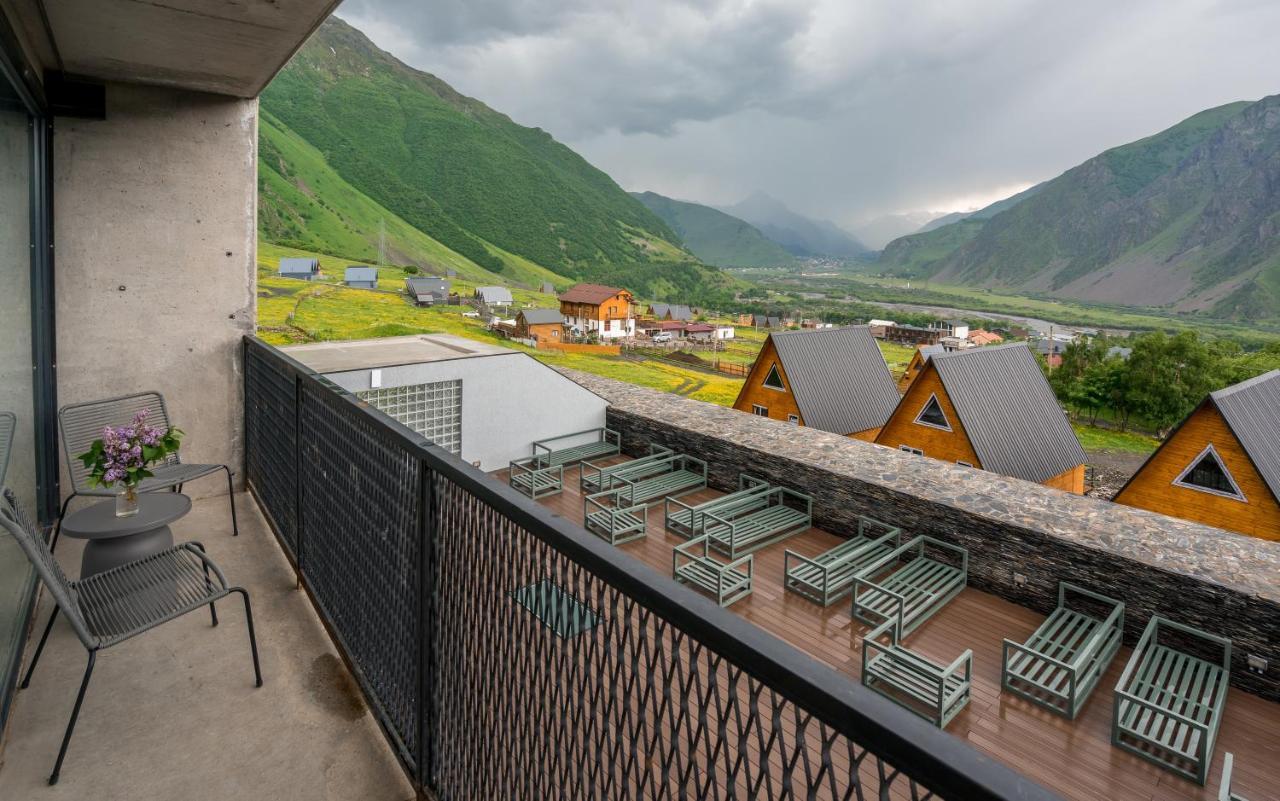 Step Inn - Kazbegi 외부 사진